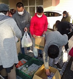 食料品支援、助かります!
